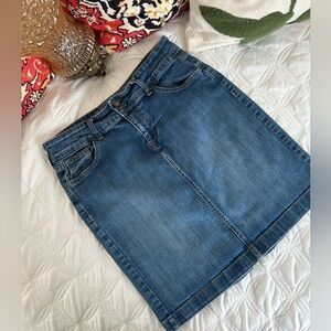 🖤 Old Navy Denim Pencil Jean Skirt